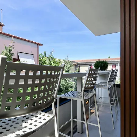 Luxury Newly Build 1br Azulis#5 - Lift - Terrace - Free Parking Lejlighed *