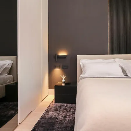 Azulis 5 Pisano - 1br With Terrace, Lift & Parking, Aldo Moro Appartement *